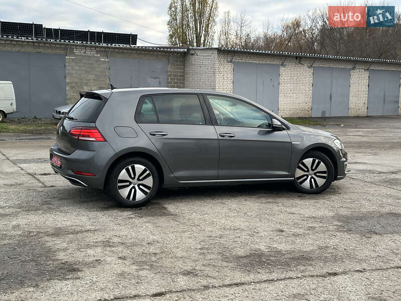 Хэтчбек Volkswagen e-Golf 2019 в Харькове