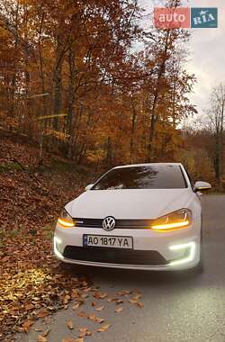 Хэтчбек Volkswagen e-Golf 2016 в Ужгороде