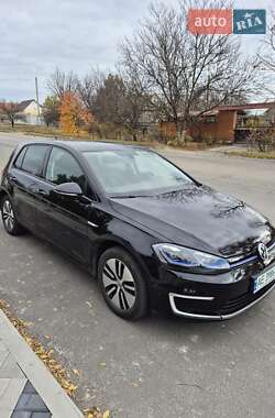 Хэтчбек Volkswagen e-Golf 2018 в Днепре