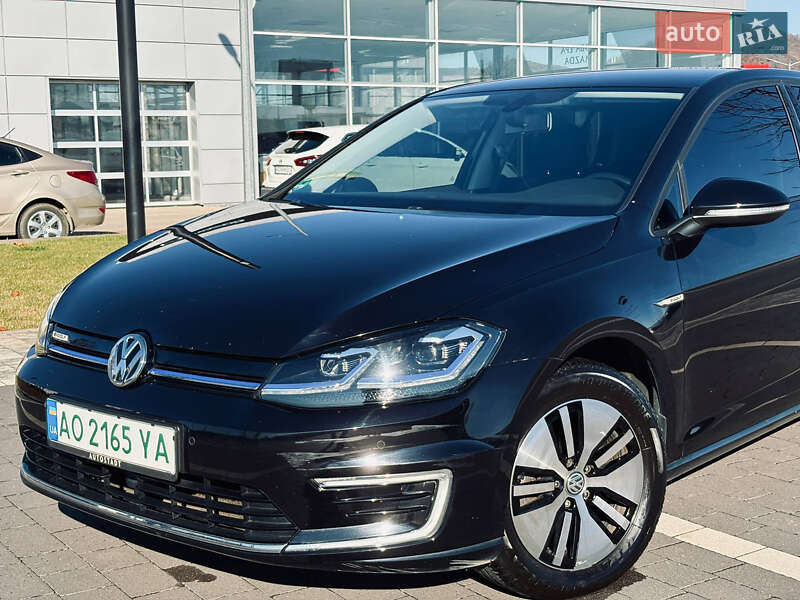 Хэтчбек Volkswagen e-Golf 2020 в Мукачево