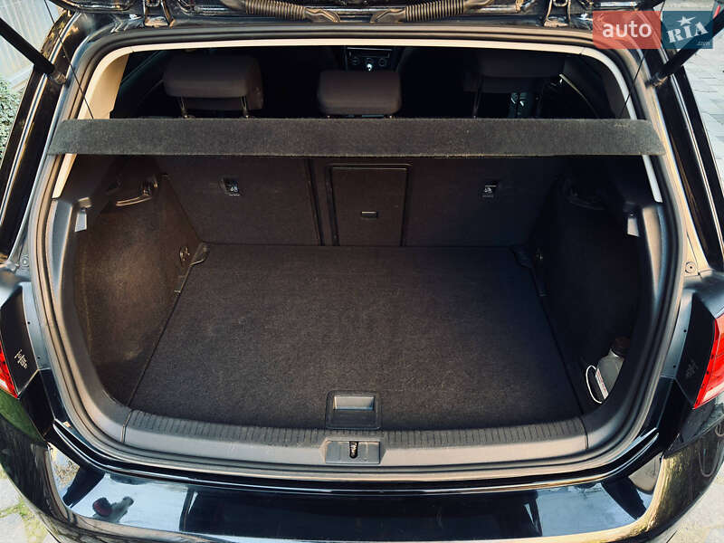 Хэтчбек Volkswagen e-Golf 2020 в Мукачево