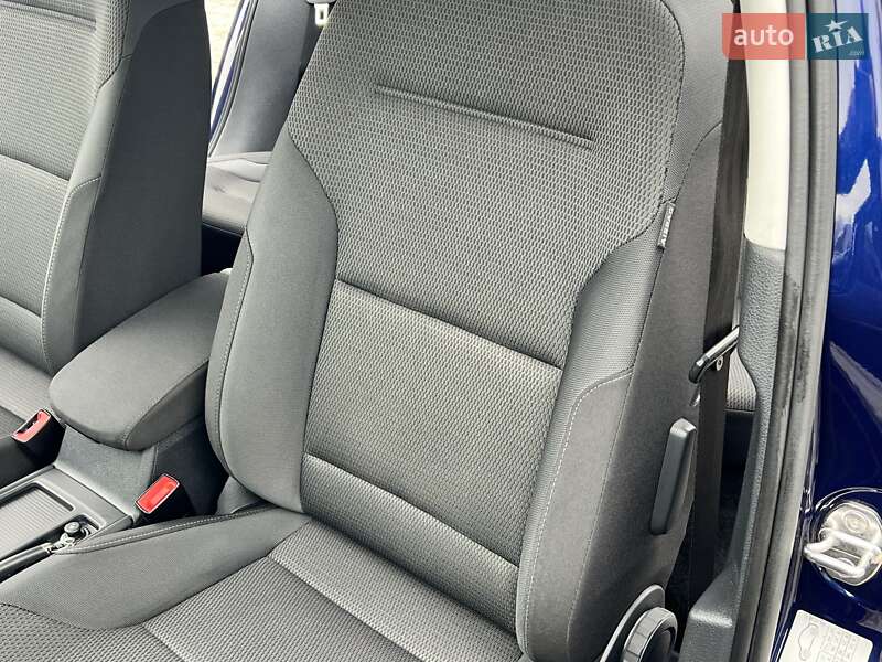 Хэтчбек Volkswagen e-Golf 2018 в Ровно фото 30 Хэтчбек Volkswagen e-Golf 2018 в Ровно