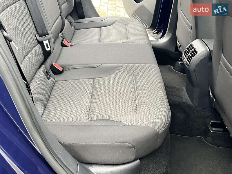 Хэтчбек Volkswagen e-Golf 2018 в Ровно фото 69 Хэтчбек Volkswagen e-Golf 2018 в Ровно