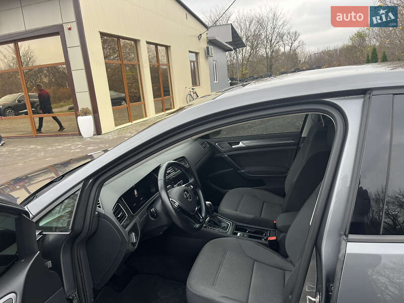 Хэтчбек Volkswagen e-Golf 2020 в Бердичеве