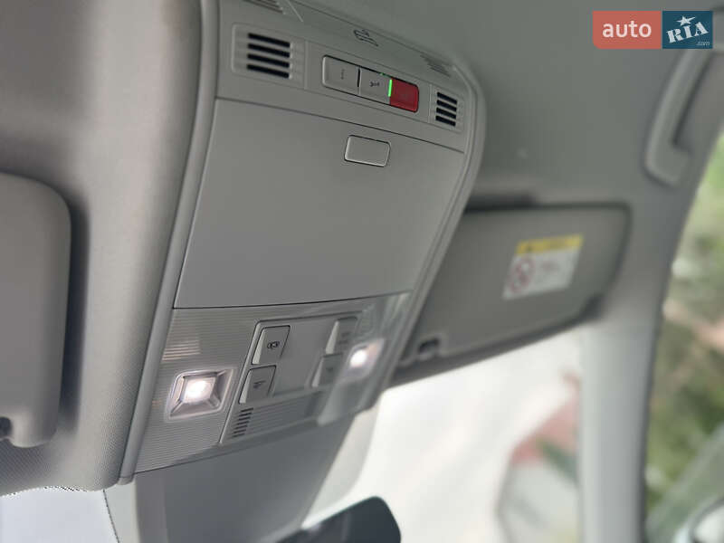 Хэтчбек Volkswagen e-Golf 2017 в Ровно