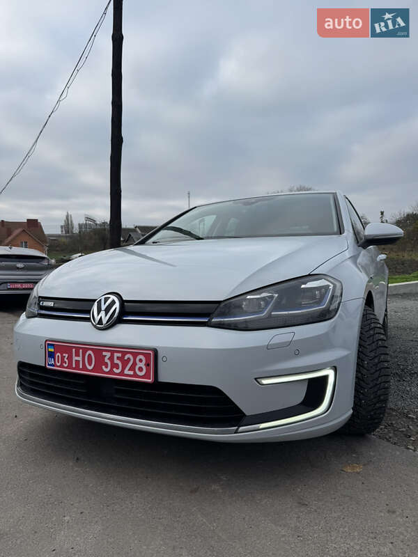 Хэтчбек Volkswagen e-Golf 2017 в Ровно