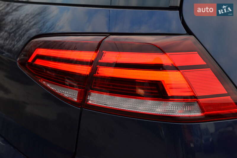 Хэтчбек Volkswagen e-Golf 2018 в Луцке