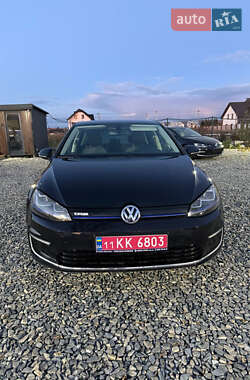 Хетчбек Volkswagen e-Golf 2014 в Івано-Франківську