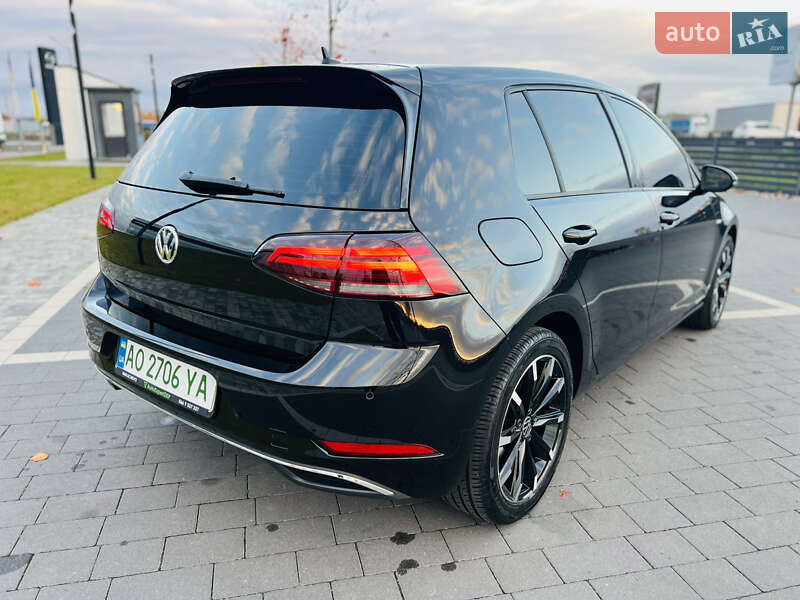 Хэтчбек Volkswagen e-Golf 2018 в Мукачево