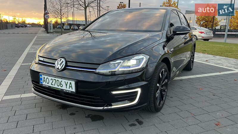 Хэтчбек Volkswagen e-Golf 2018 в Мукачево