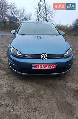 Хетчбек Volkswagen e-Golf 2016 в Львові