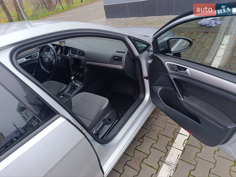 Хэтчбек Volkswagen e-Golf 2015 в Хмельницком фото 5 Хэтчбек Volkswagen e-Golf 2015 в Хмельницком