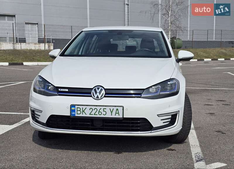 Хэтчбек Volkswagen e-Golf 2020 в Ровно