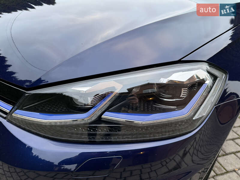 Хэтчбек Volkswagen e-Golf 2019 в Ровно