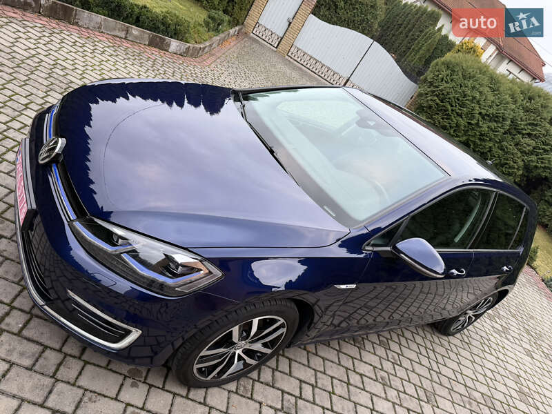 Хэтчбек Volkswagen e-Golf 2019 в Ровно