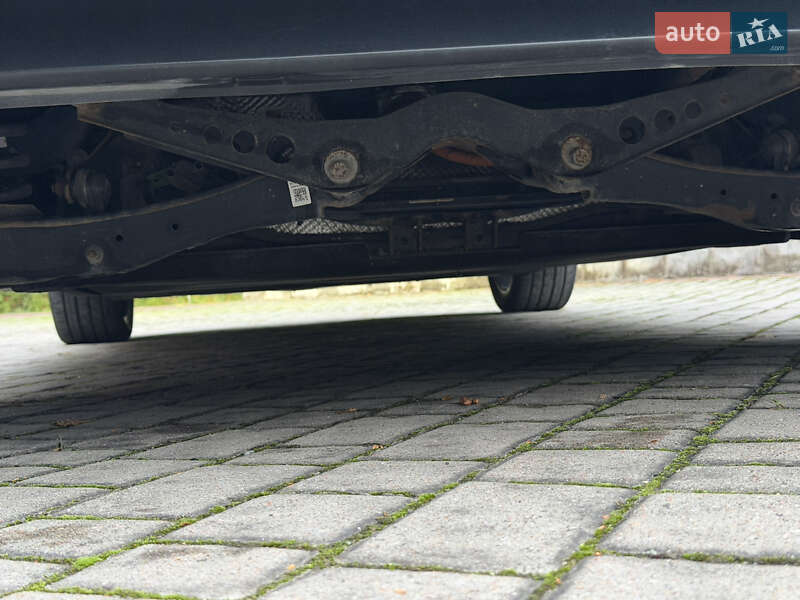 Хэтчбек Volkswagen e-Golf 2019 в Ровно