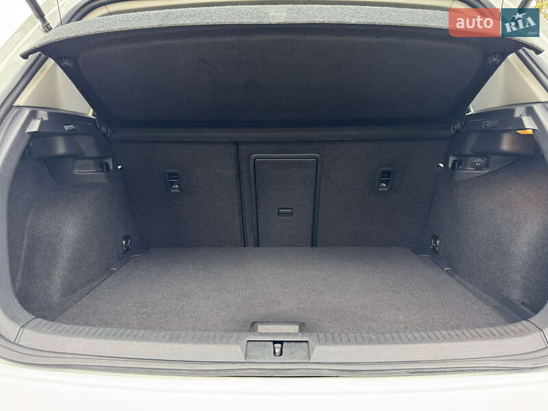 Хэтчбек Volkswagen e-Golf 2019 в Луцке