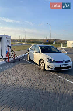Хэтчбек Volkswagen e-Golf 2015 в Одессе