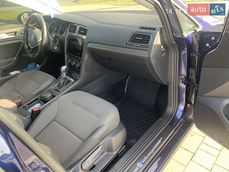 Хэтчбек Volkswagen e-Golf 2018 в Хмельницком фото 10 Хэтчбек Volkswagen e-Golf 2018 в Хмельницком