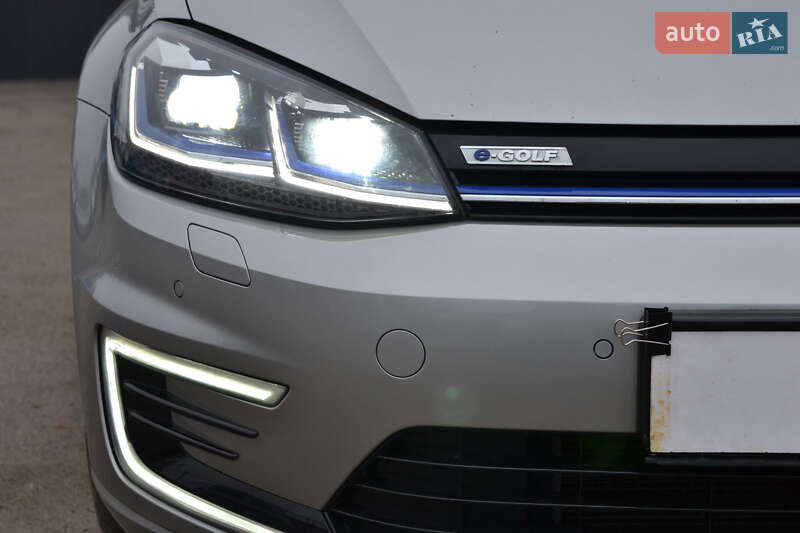 Хэтчбек Volkswagen e-Golf 2018 в Луцке