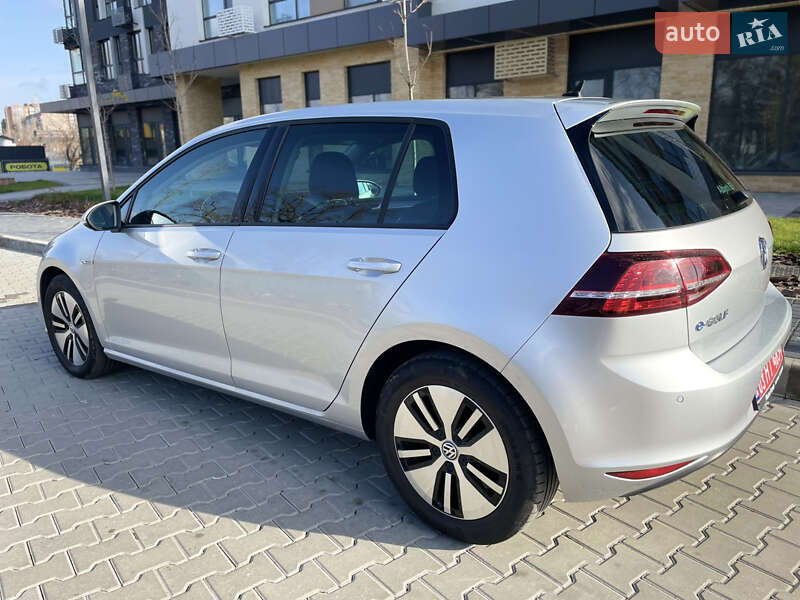 Хэтчбек Volkswagen e-Golf 2017 в Кропивницком