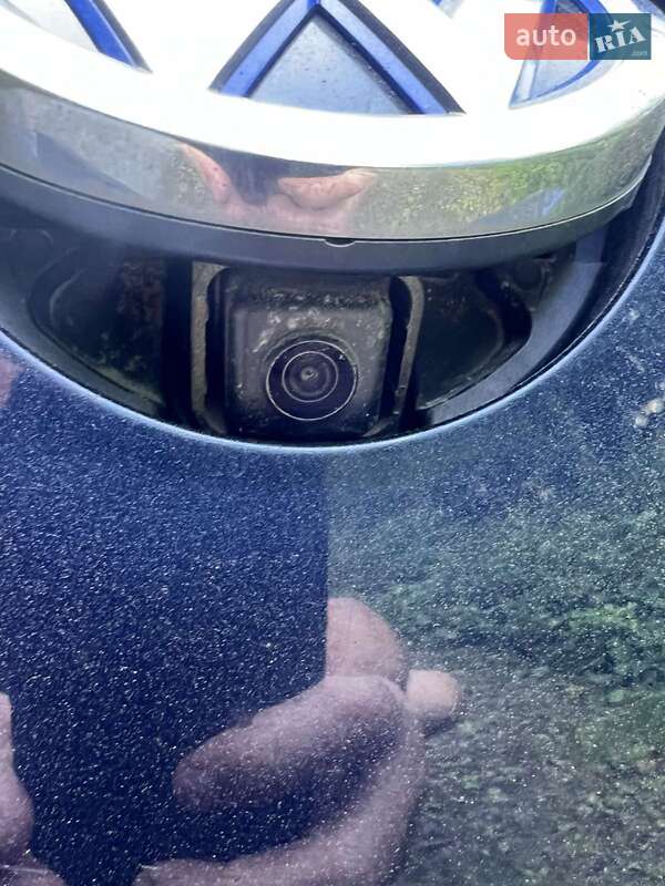 Хетчбек Volkswagen e-Golf 2015 в Косові фото 25 Хетчбек Volkswagen e-Golf 2015 в Косові