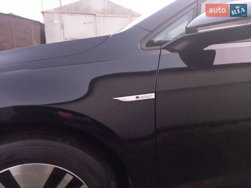 Хэтчбек Volkswagen e-Golf 2018 в Дрогобыче