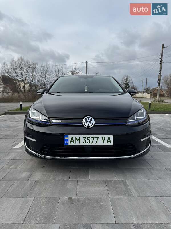 Хетчбек Volkswagen e-Golf 2016 в Бердичеві фото 2 Хетчбек Volkswagen e-Golf 2016 в Бердичеві