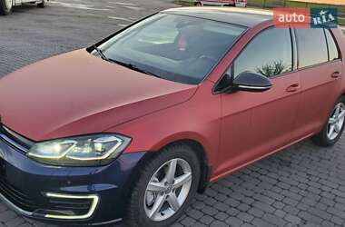 Хэтчбек Volkswagen e-Golf 2017 в Радивилове