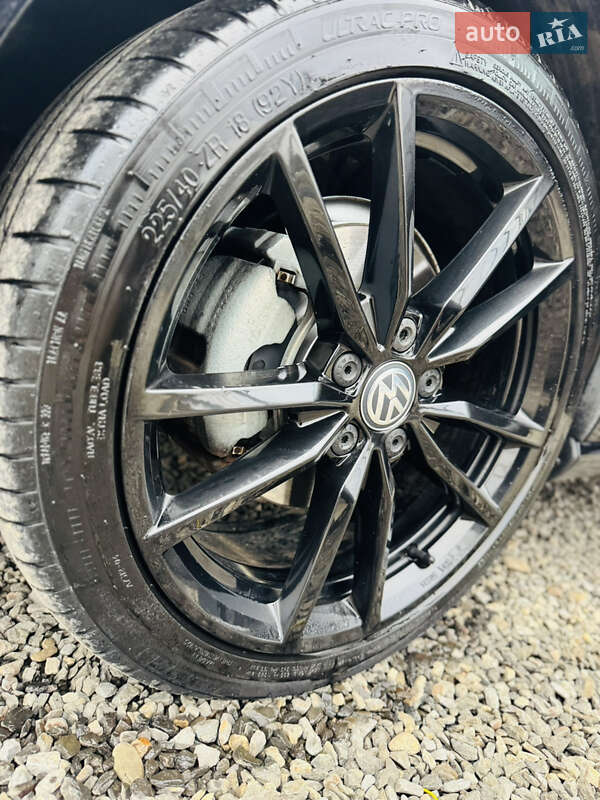 Хетчбек Volkswagen e-Golf 2019 в Іршаві фото 32 Хетчбек Volkswagen e-Golf 2019 в Іршаві