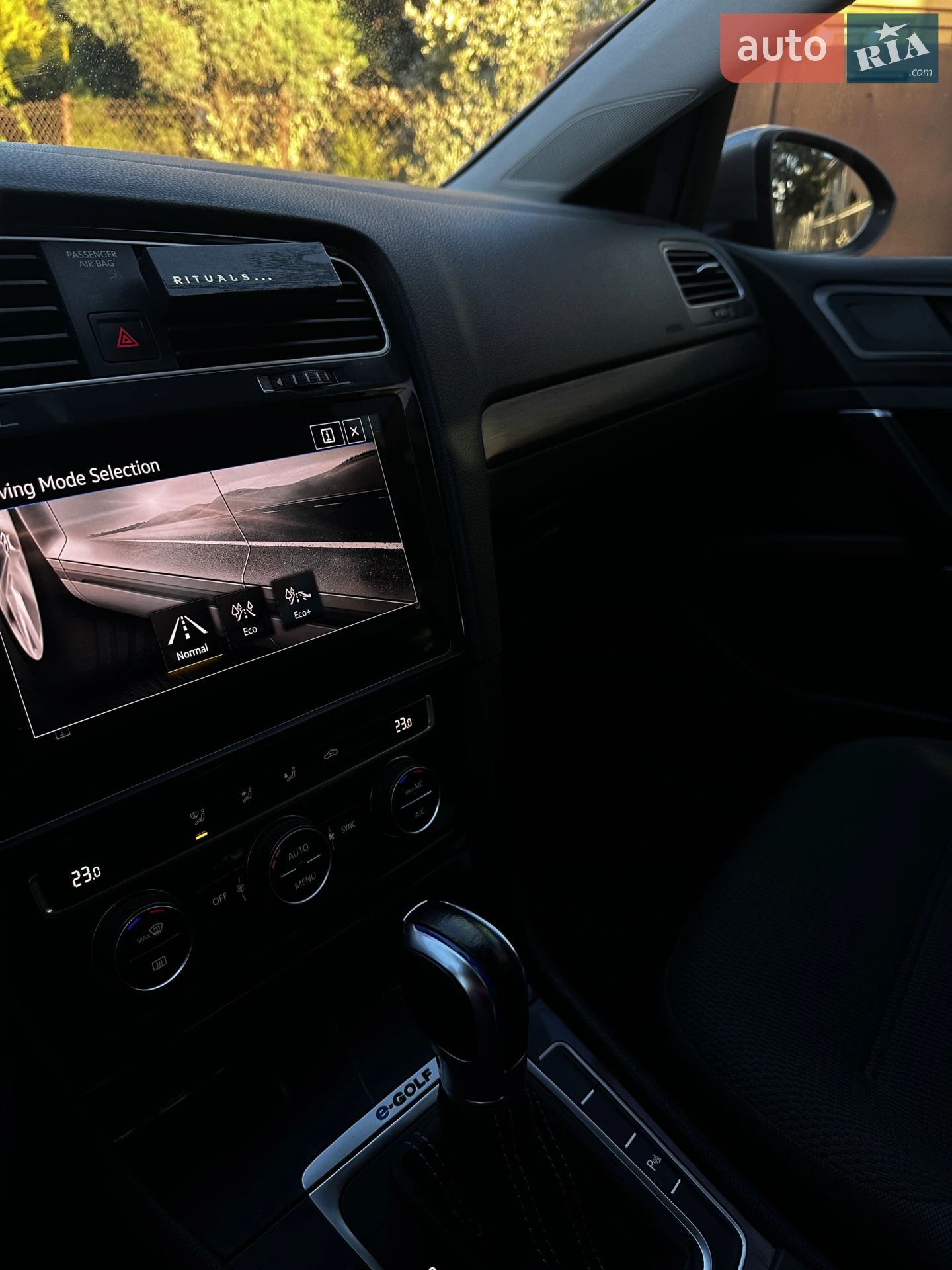 2019 Volkswagen Golf - мініатюра 17