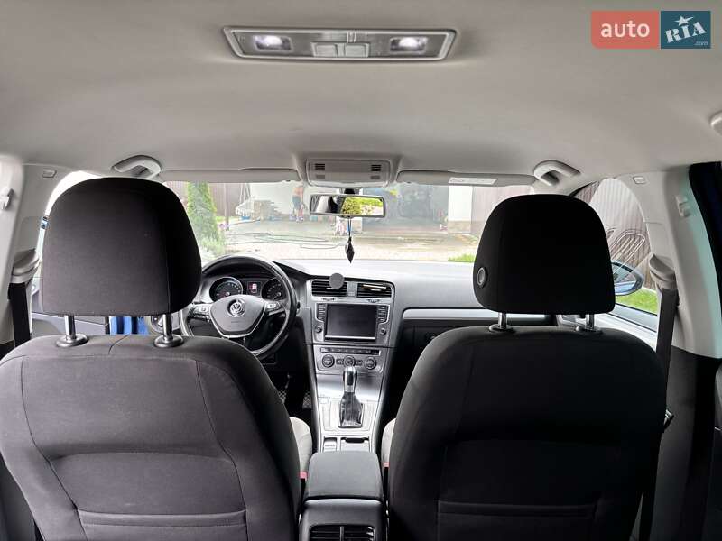 Хэтчбек Volkswagen e-Golf 2016 в Тернополе