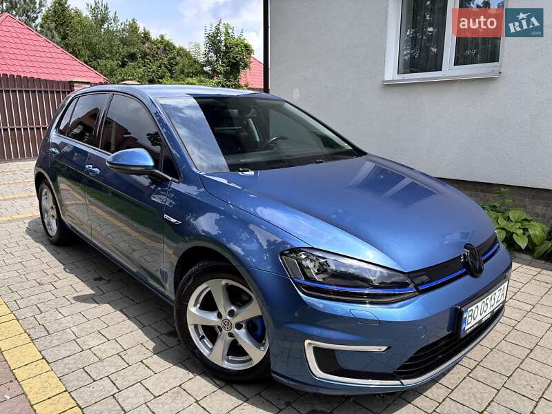 Хэтчбек Volkswagen e-Golf 2016 в Тернополе