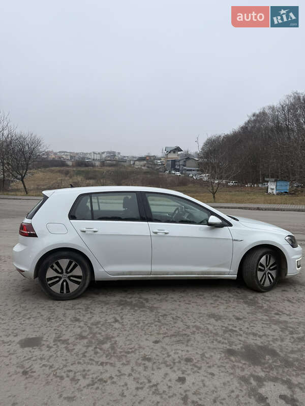 Хетчбек Volkswagen e-Golf 2014 в Тернополі фото 16 Хетчбек Volkswagen e-Golf 2014 в Тернополі