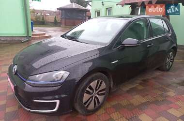 Хэтчбек Volkswagen e-Golf 2015 в Шептицькому