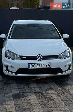 Хетчбек Volkswagen e-Golf 2016 в Львові