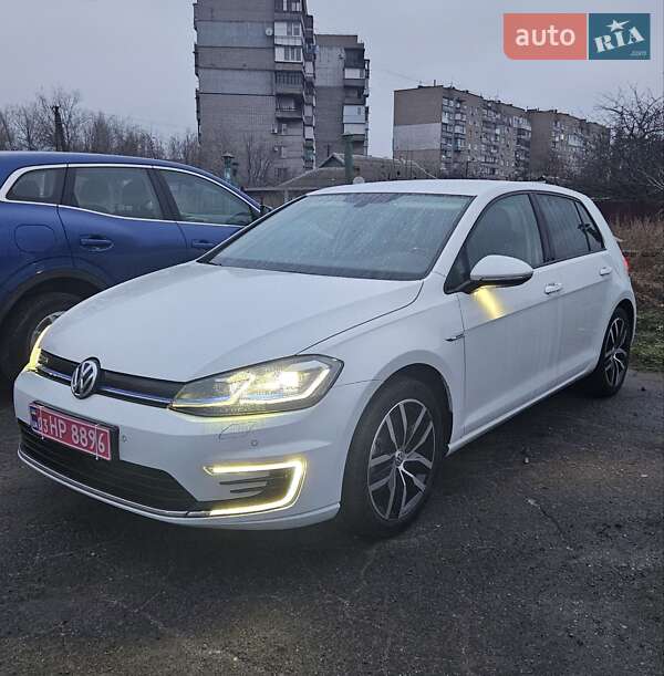 Volkswagen e-Golf 2019