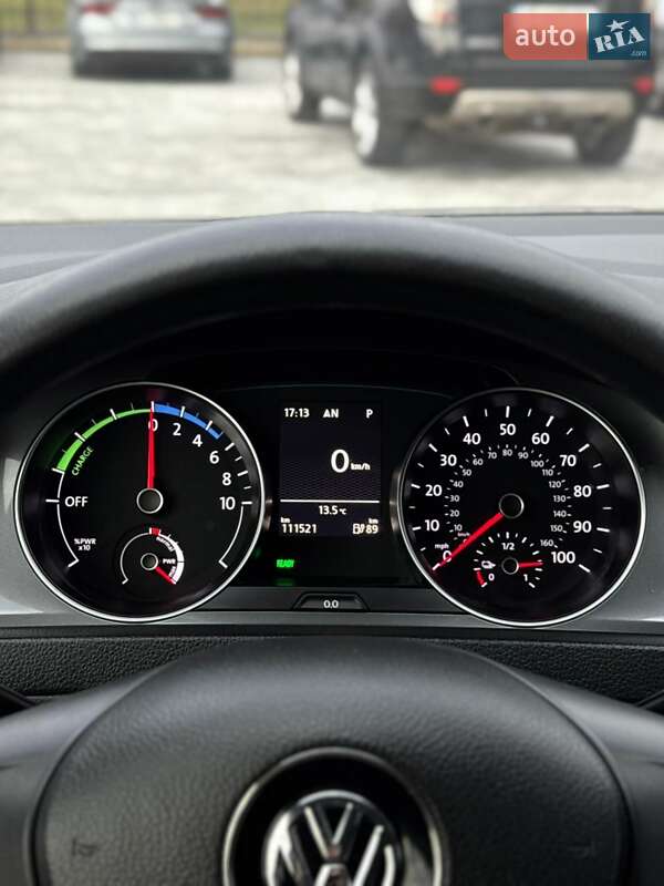Хетчбек Volkswagen e-Golf 2015 в Чернівцях фото 31 Хетчбек Volkswagen e-Golf 2015 в Чернівцях