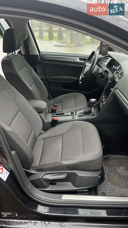 Хэтчбек Volkswagen e-Golf 2020 в Тернополе