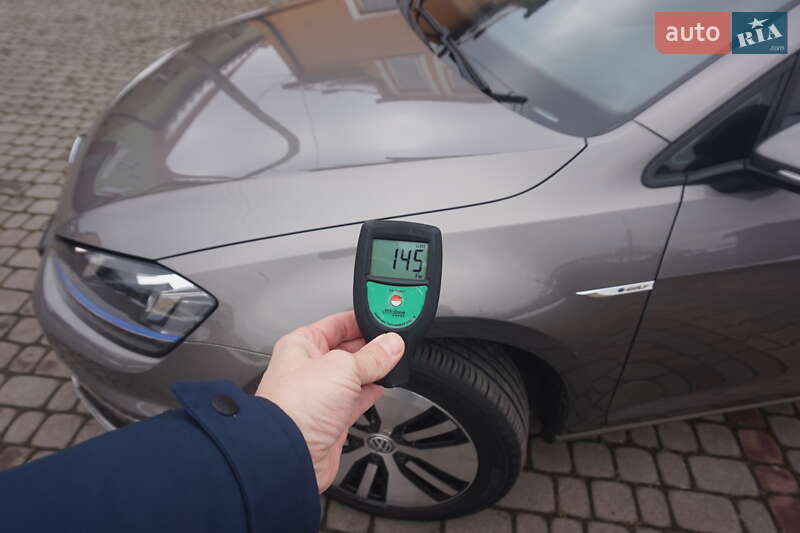 Хэтчбек Volkswagen e-Golf 2015 в Самборе