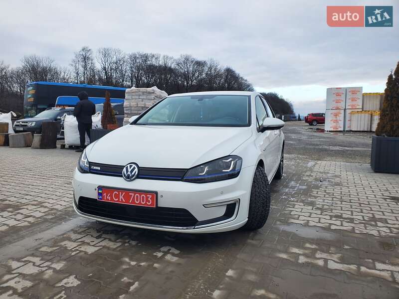 Хэтчбек Volkswagen e-Golf 2015 в Тернополе