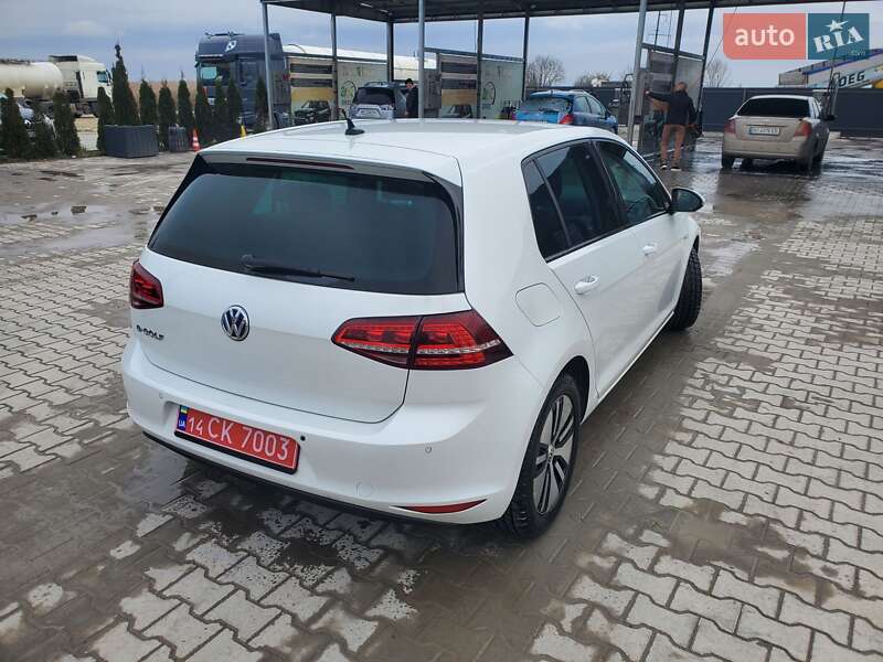 Хэтчбек Volkswagen e-Golf 2015 в Тернополе