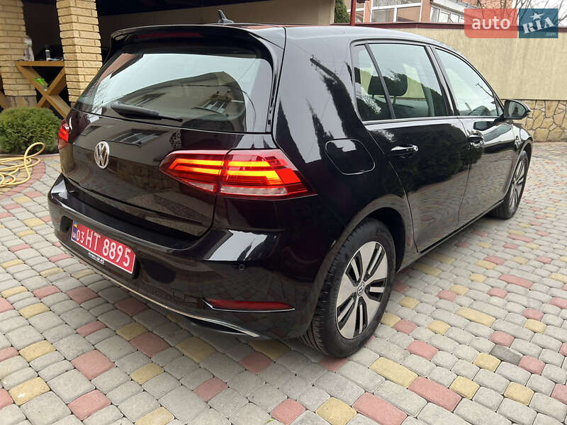 Хэтчбек Volkswagen e-Golf 2018 в Львове