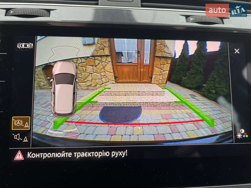 Хэтчбек Volkswagen e-Golf 2018 в Львове