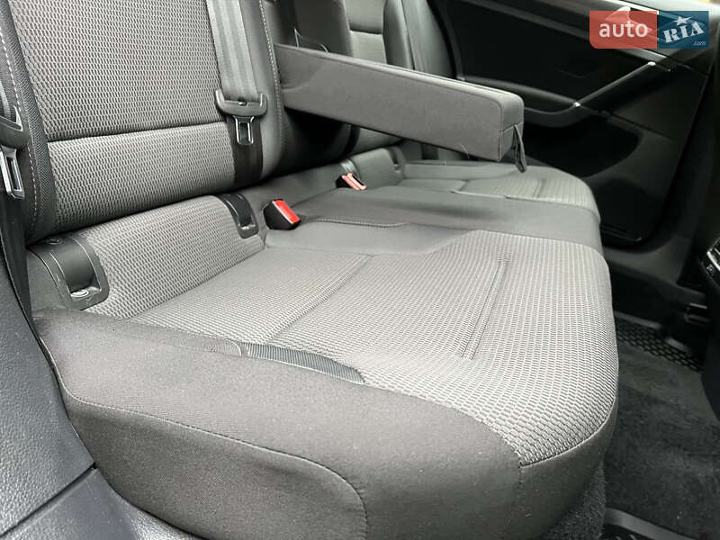 Хэтчбек Volkswagen e-Golf 2018 в Львове