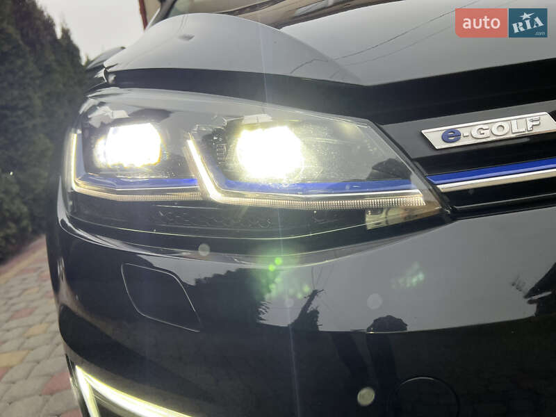 Хэтчбек Volkswagen e-Golf 2018 в Львове