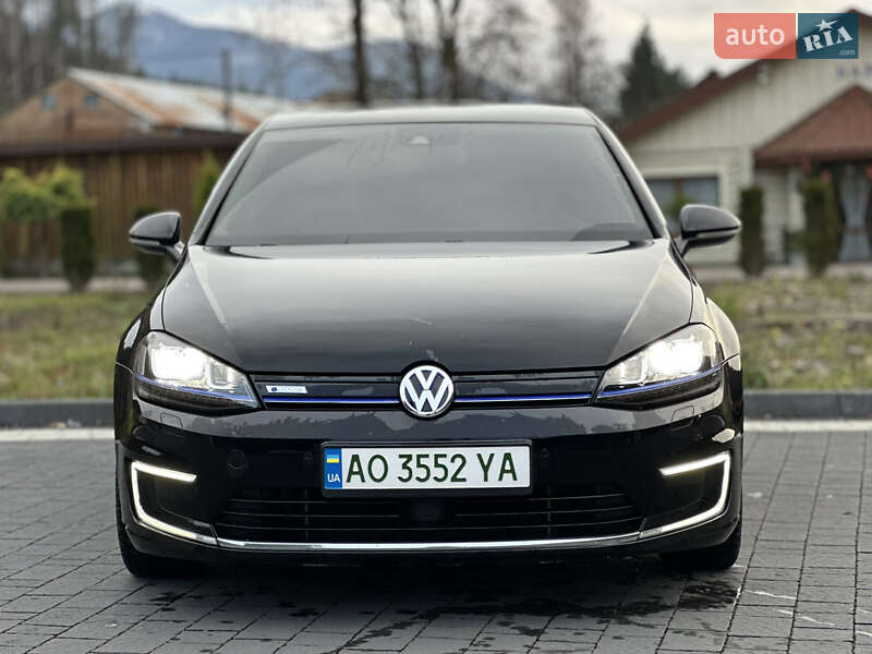 Хэтчбек Volkswagen e-Golf 2015 в Мукачево фото 3 Хэтчбек Volkswagen e-Golf 2015 в Мукачево