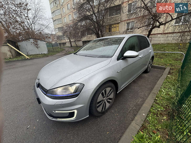 Хэтчбек Volkswagen e-Golf 2016 в Харькове