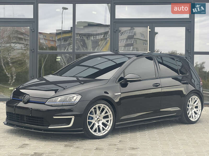 Хэтчбек Volkswagen e-Golf 2015 в Тернополе фото 7 Хэтчбек Volkswagen e-Golf 2015 в Тернополе