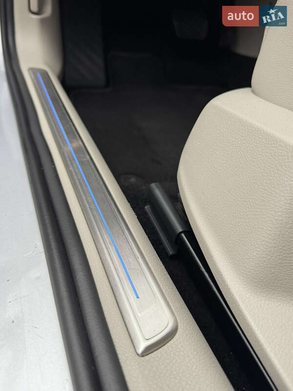 Хэтчбек Volkswagen e-Golf 2019 в Луцке